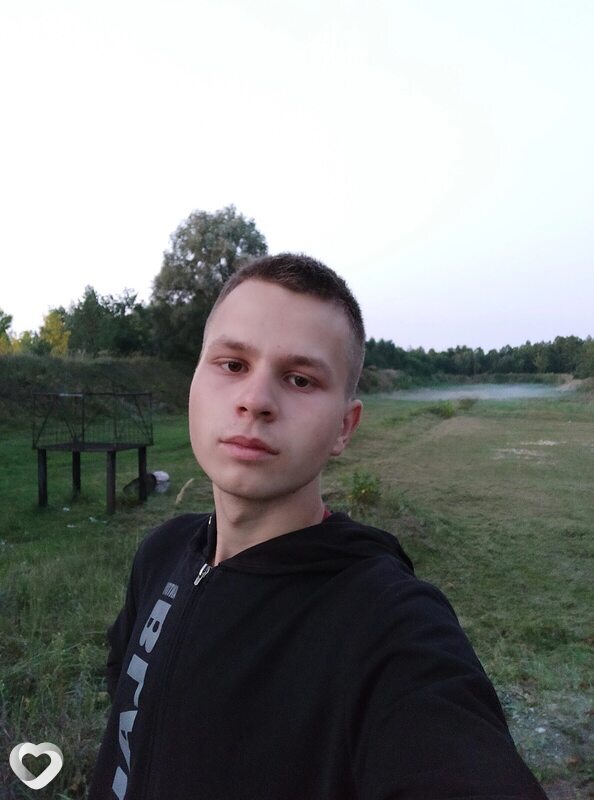 Денис, 22, Калинковичах — анкета №1707342
