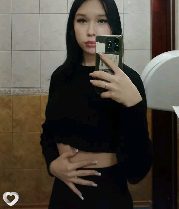 Анастасия, 23, Харцызске — анкета №1708608