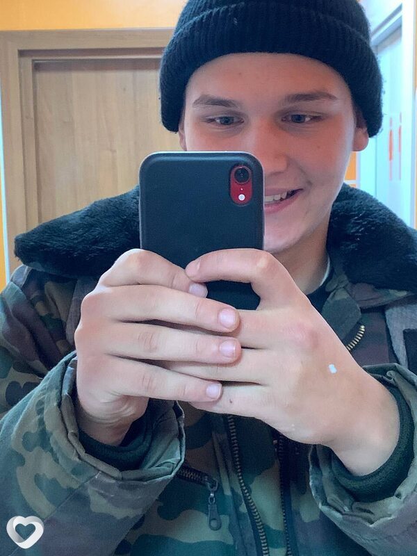 Дмитрий, 20, Москве — анкета №1708435