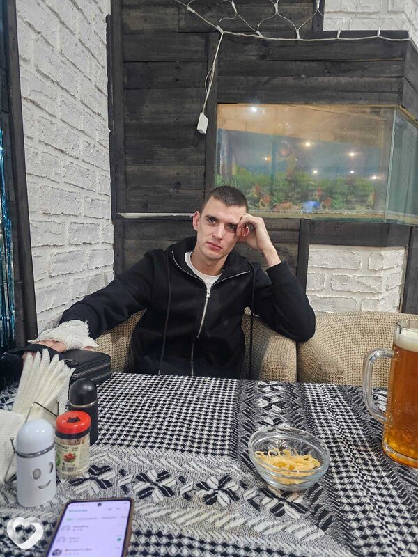 Денис, 26, Старобельске — анкета №1708680