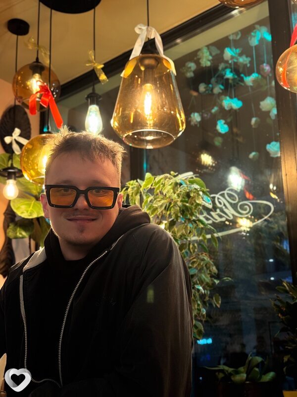 Илья, 24, Москве — анкета №1709952