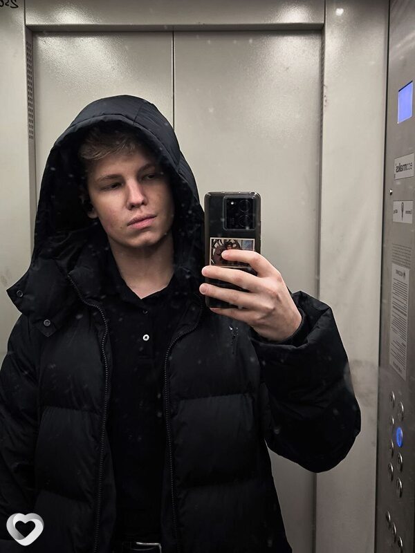 Иван, 24, Москве — анкета №1710330