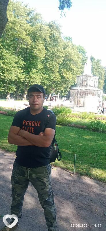 Элик, Санкт-Петербург
