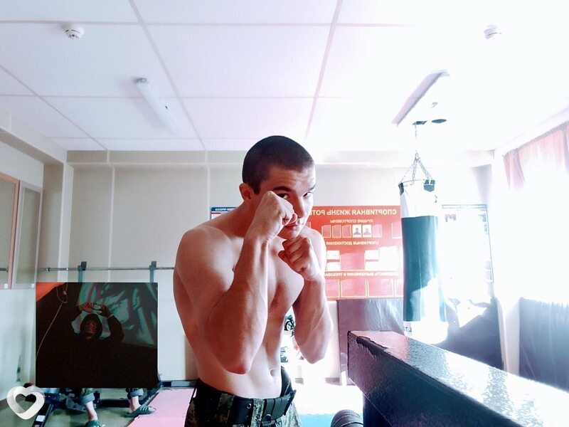Сергей, 19, Новороссийске — анкета №1710734