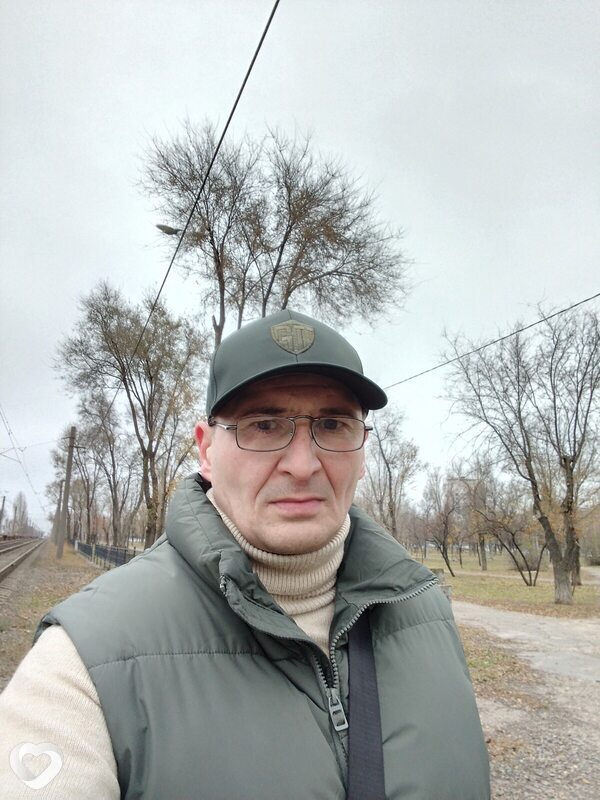 Антон, 42, Волгограде — анкета №1711157