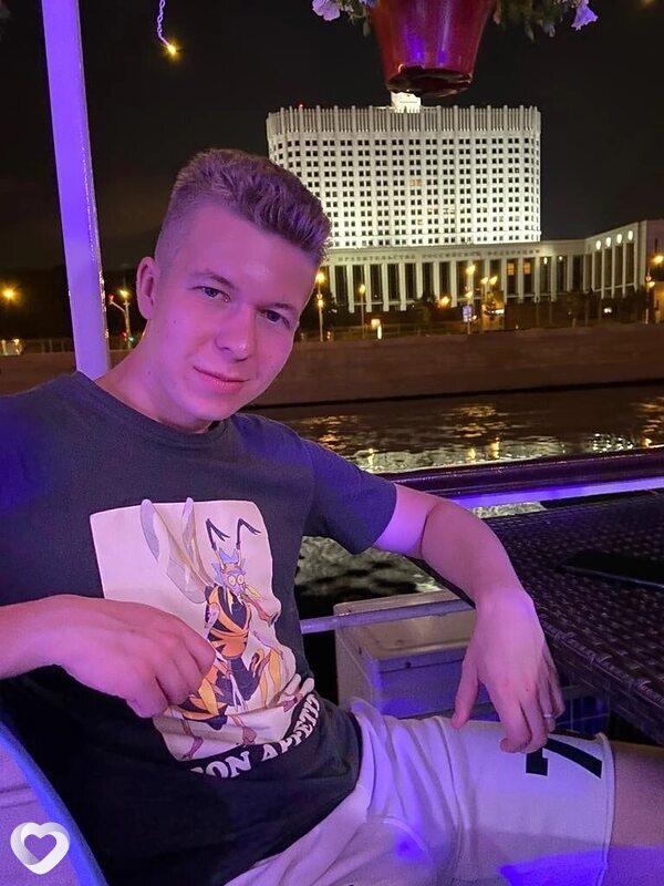 Кирилл, 23, Москве — анкета №1711575