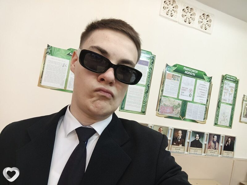 Дмитрий, Октябрьский
