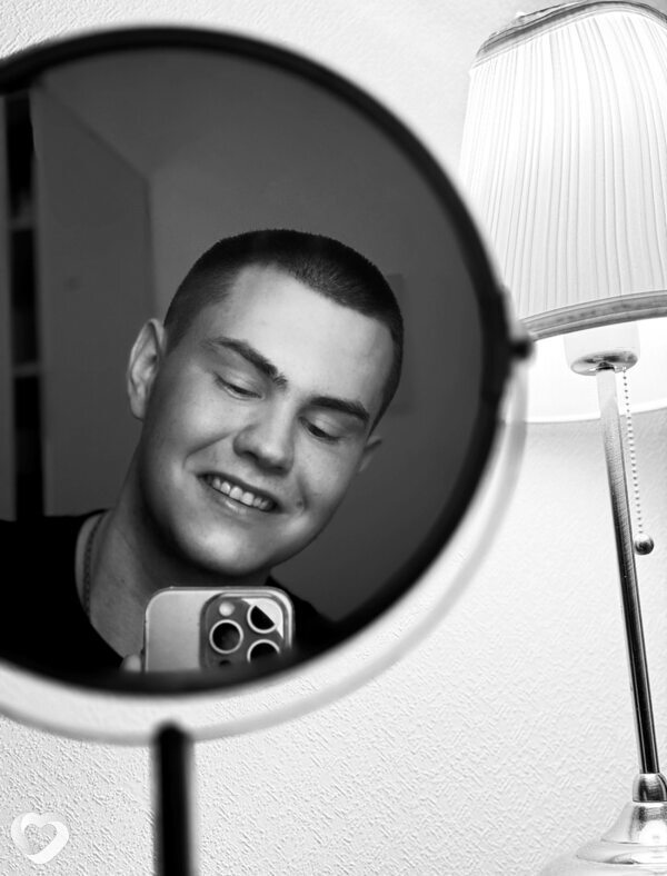 Дмитрий, 22, Москве — анкета №1712356