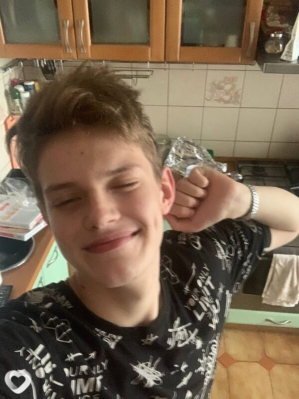 Виталий, 21, Твери — анкета №1712266