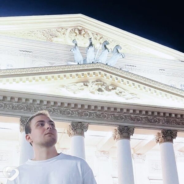 Роман, 21, Москве — анкета №1712692