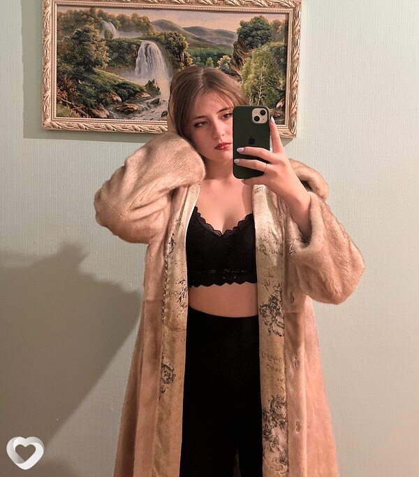 Елизавета, 21, Томске — анкета №1713469