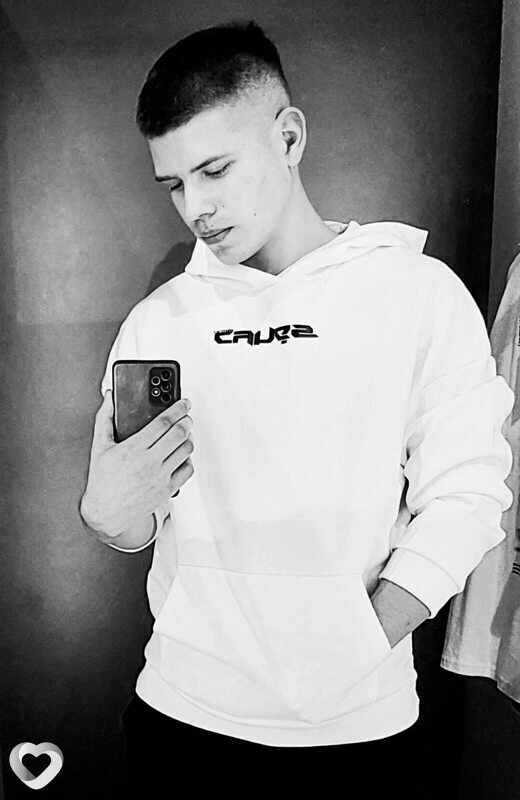 Artem, 26, Курске — анкета №1713414