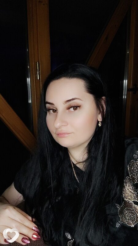 Eka, Устка