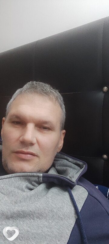Andy, Botoșani
