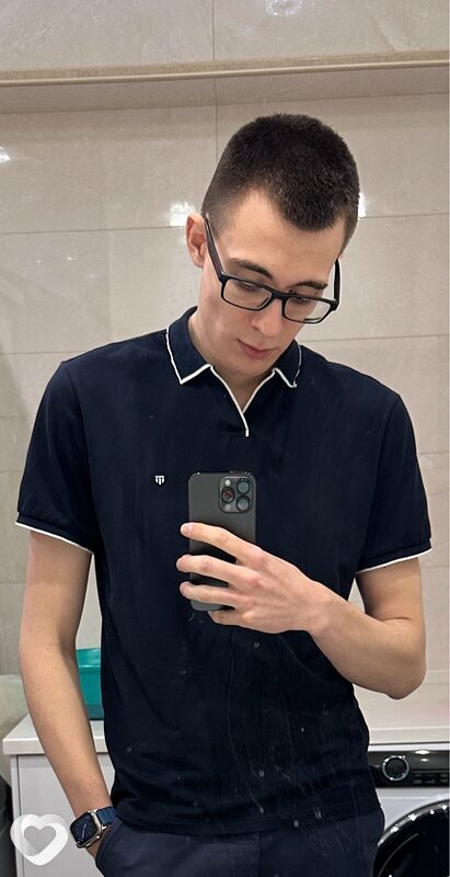 Артем, 22, Ставрополе — анкета №1715562