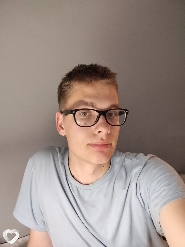 Даник, 20, Минске — анкета №1716835