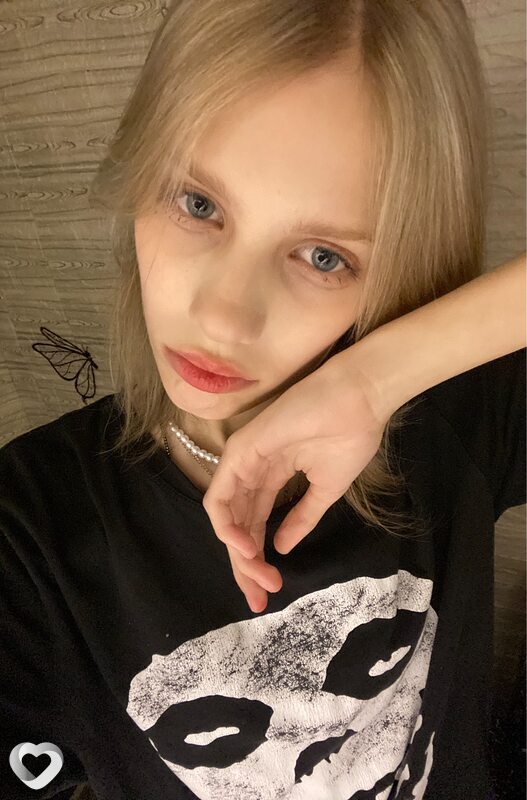 Карина, 22, Москве — анкета №1716705