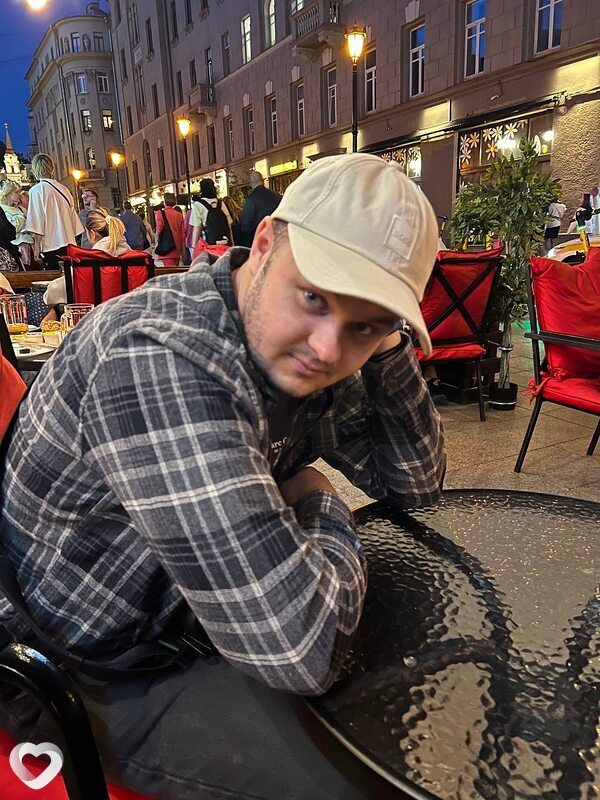 Антон, 25, Москве — анкета №1717268