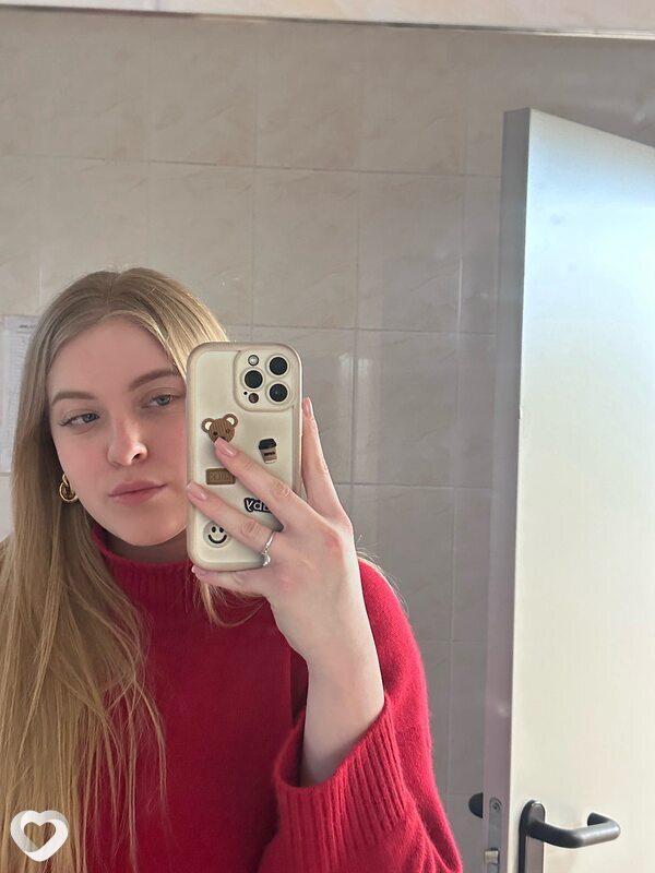 Арина, 19, Новосибирске — анкета №1717311