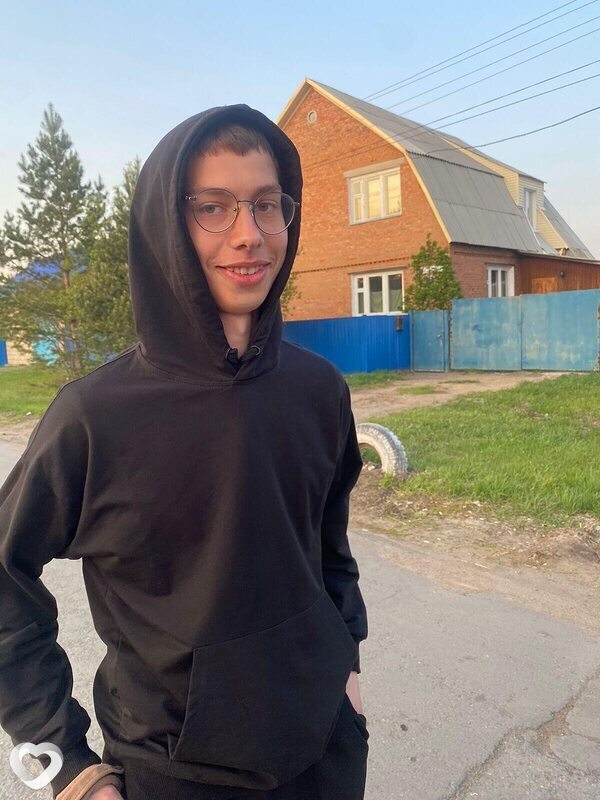 Алексей, 20, Омске — анкета №1719315