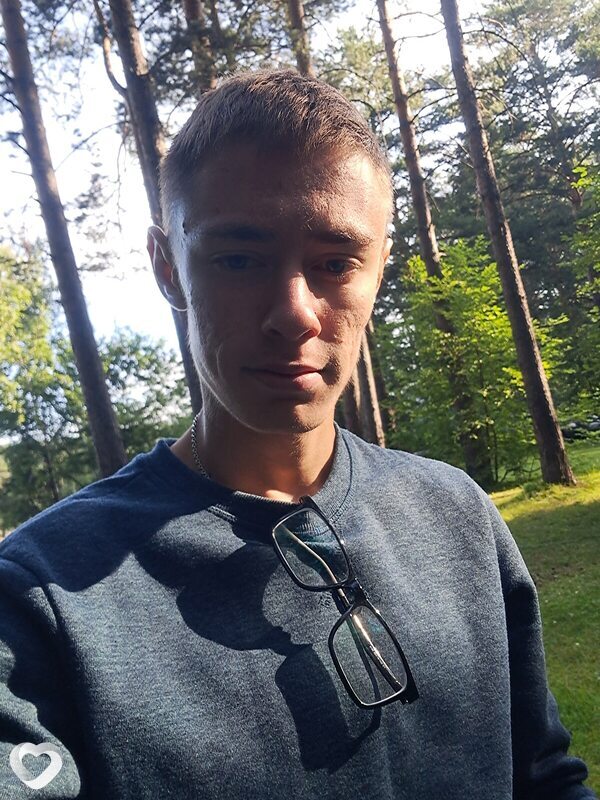 Андрей, 22, Томске — анкета №1719406
