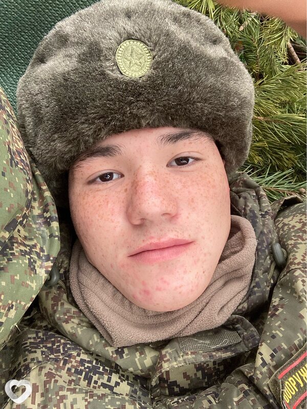 Артур, 19, Санкт-Петербурге — анкета №1720209