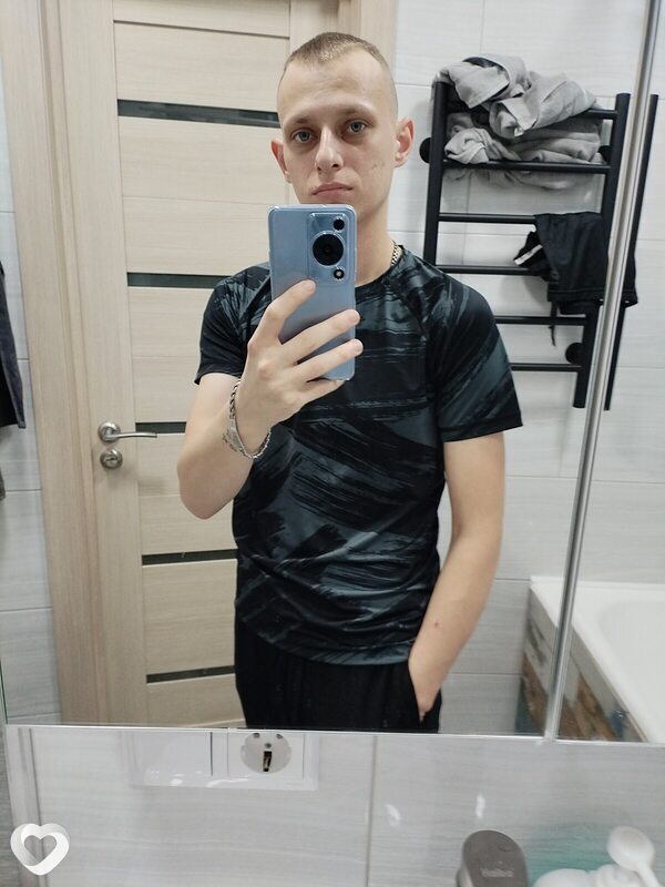 Дима, 25, Омске — анкета №1720774
