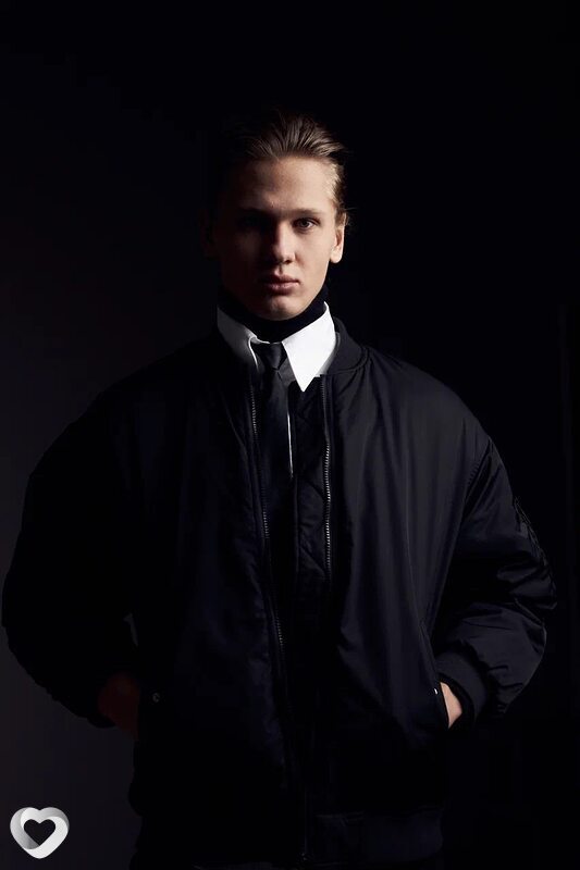 Никита, 21, Краснодаре — анкета №1721322