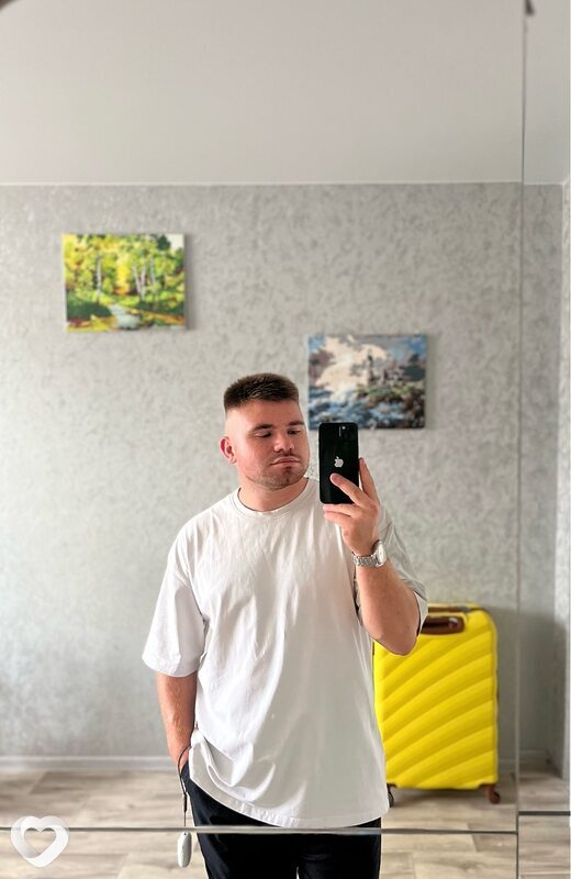 Дмитрий, 27, Луганске — анкета №1722211