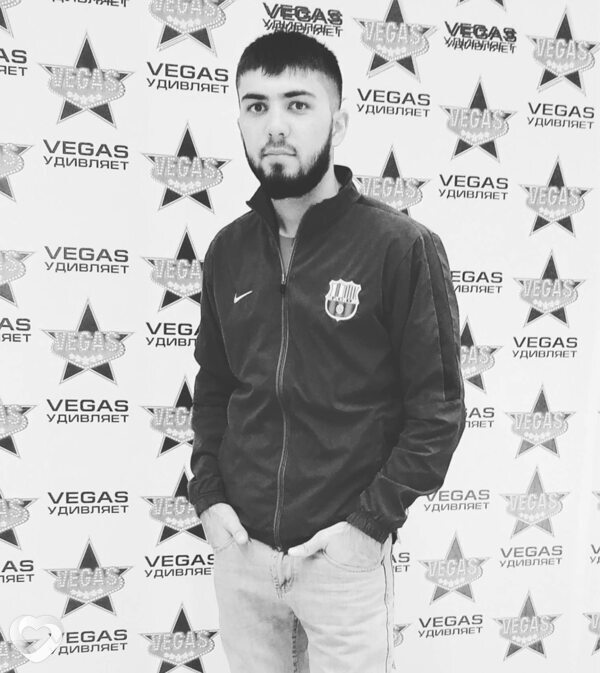Димон, 27, Москве — анкета №1722863