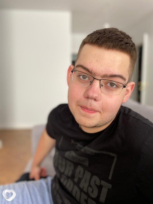 Дмитрий, 21, Москве — анкета №1722369