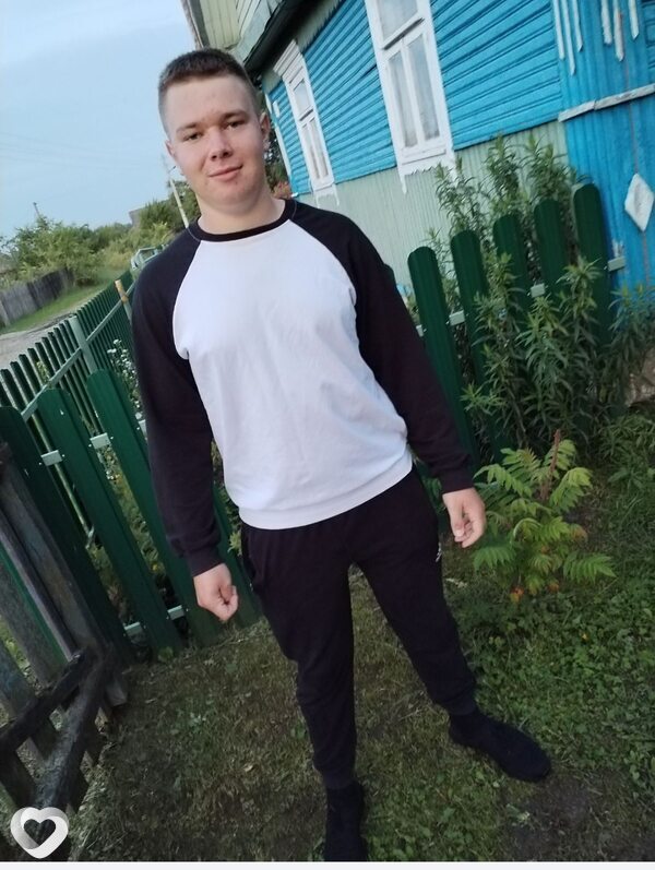 Даник, 20, Барановичах — анкета №1722511