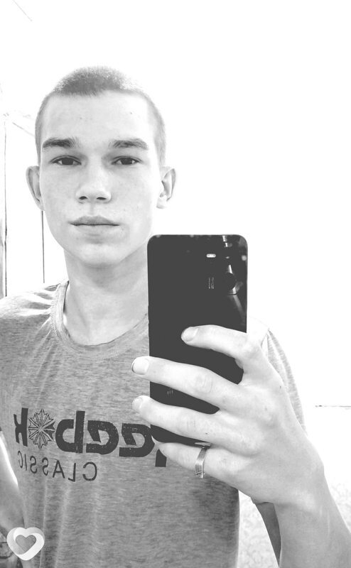 Валерий, 22, Москве — анкета №1722470