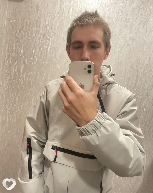 Даня, 22, Барнауле — анкета №1723281