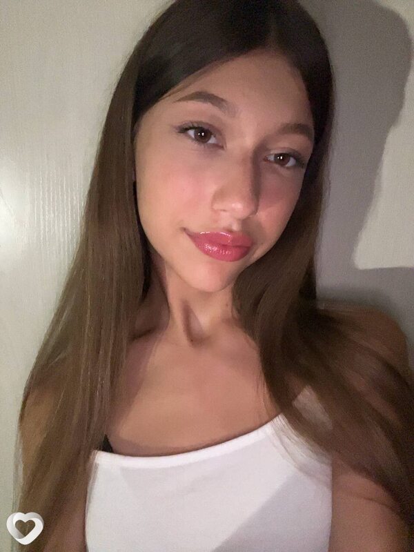 Яна, 19, Челябинске — анкета №1723707