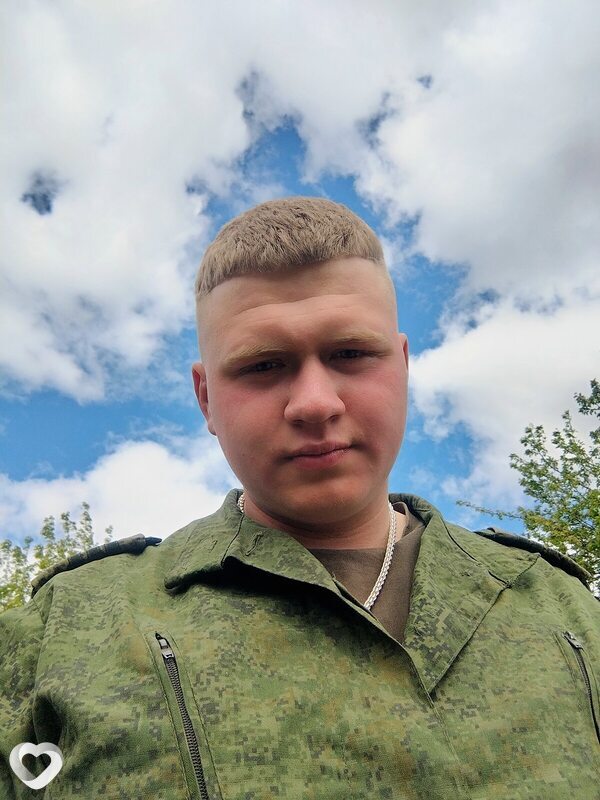 Влад, 21, Бобруйске — анкета №1725534