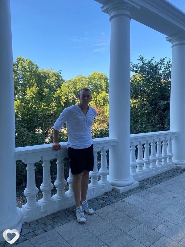 Виталий, 22, Новосибирске — анкета №1725816