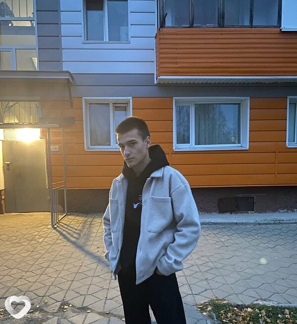 Ильяс, 23, Москве — анкета №1726015