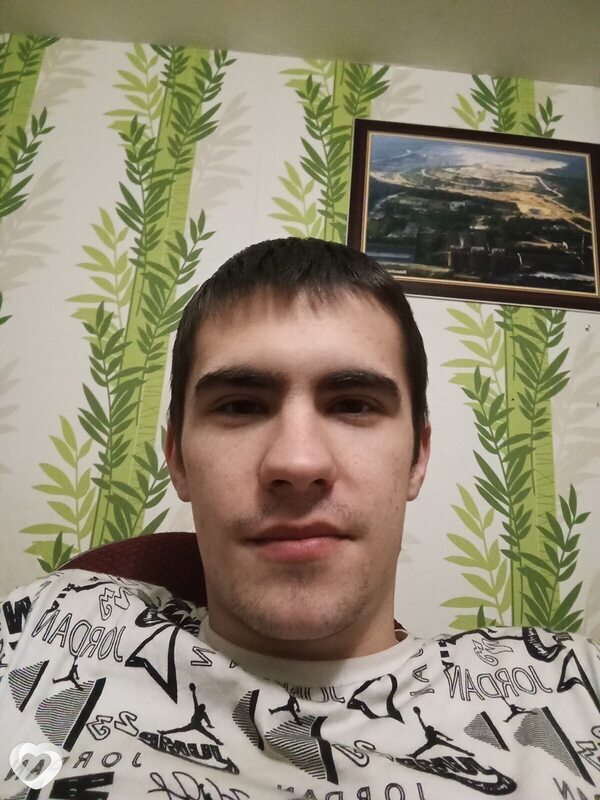 Максим, 24, Сызрани — анкета №1727320