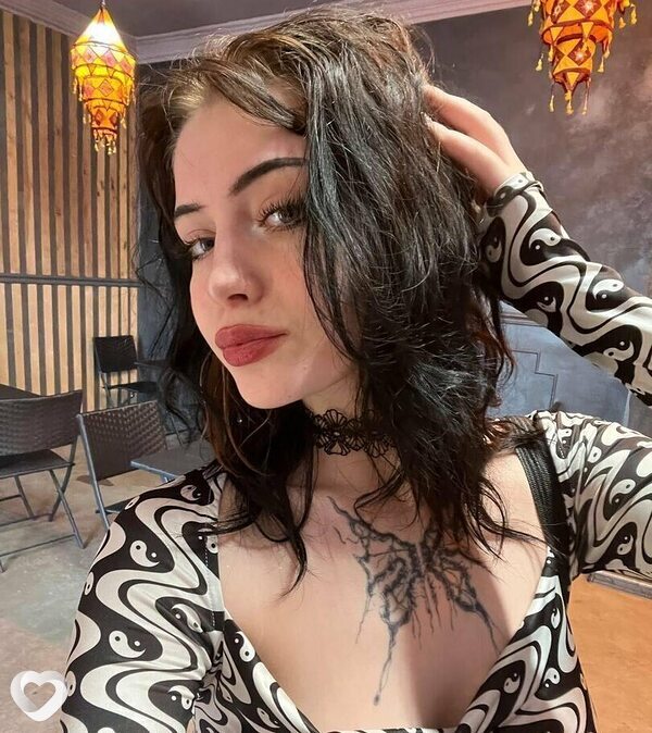 Аня, 22, Махачкале — анкета №1727787