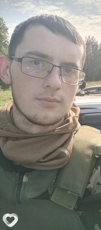 Антон, 20, Омске — анкета №1727658