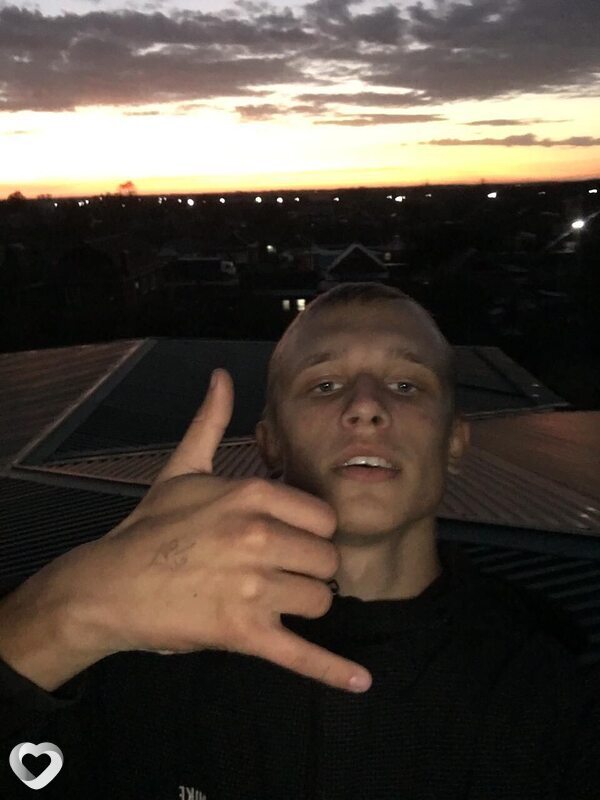 Витя, 20, Новороссийске — анкета №1727935