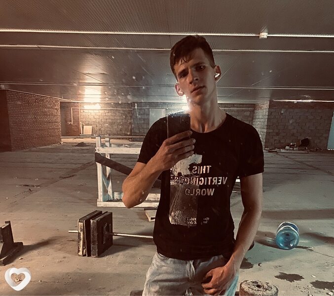 Иван, 26, Москве — анкета №1728541