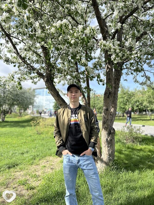 Антон, 20, Новосибирске — анкета №1729378
