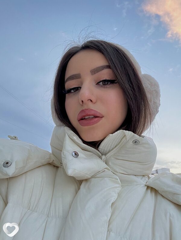 Кристина, 19, Новосибирске — анкета №1731089