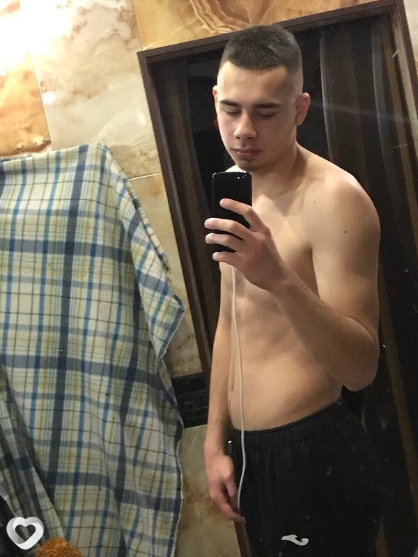 Александр, 20, Москве — анкета №1732350