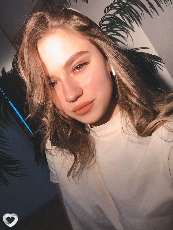 Вика, 25, Тюмени — анкета №1733796