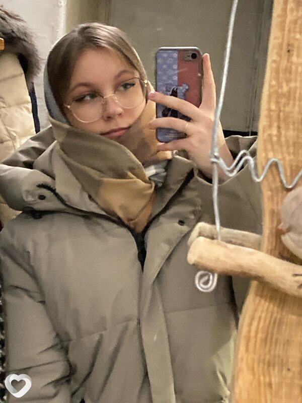 Полина, 19, Саратове — анкета №1734697