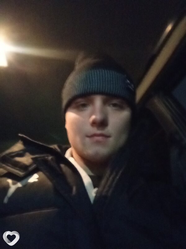 Владислав, 26, Батайске — анкета №1735168