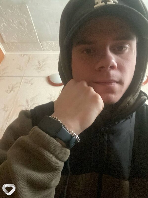 Артем, 23, Уфе — анкета №1735269